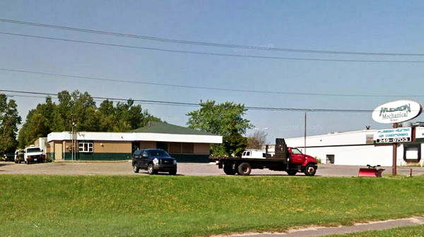 A&W Restaurant - Marquette - 6040 S Us-41 (newer photo)